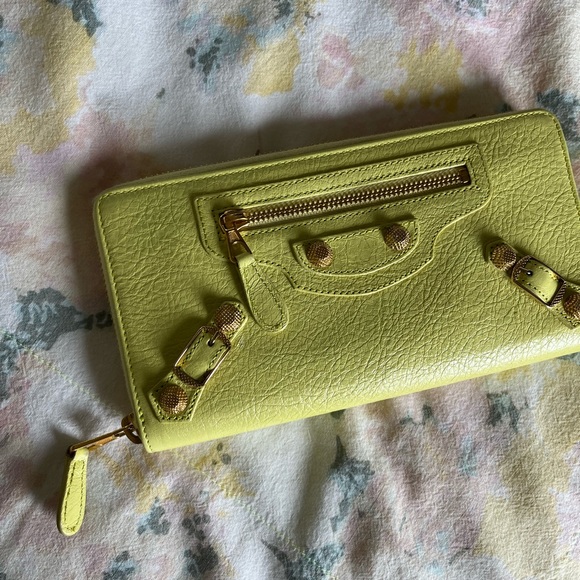 Green chartreuse wallet - Picture 2 of 9